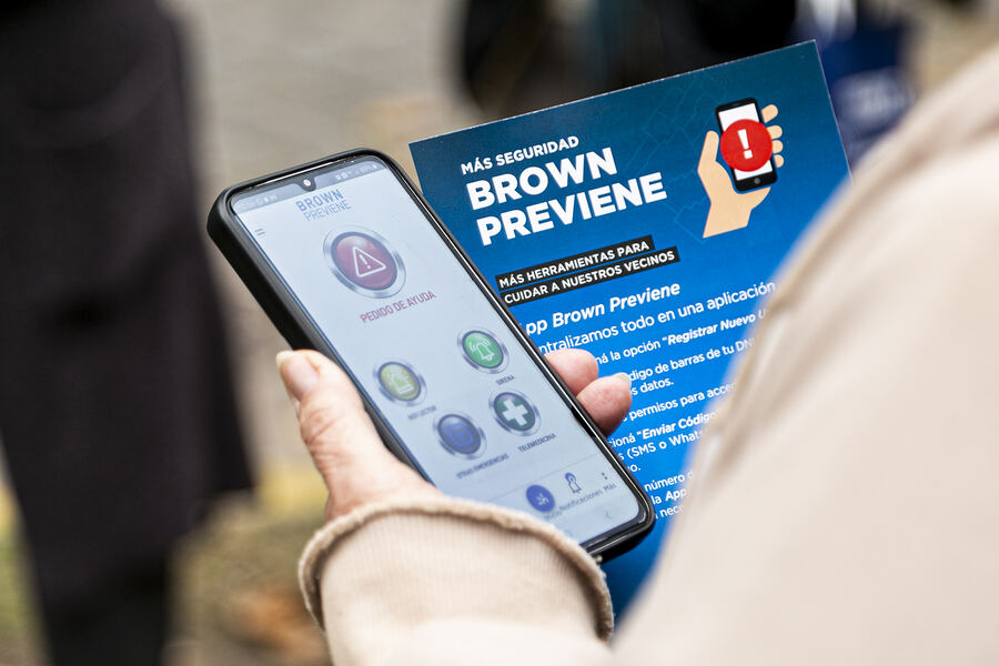 Almirante Brown: Más de 55 mil vecinos ya utilizan la aplicación “Brown Previene”