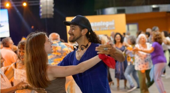 Berazategui: Comenzaron los tradicionales Patios de Tango y Folclore