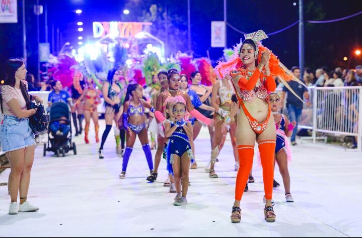 Olavarría: A puro color y alegría,  iniciaron los Carnavales 2026