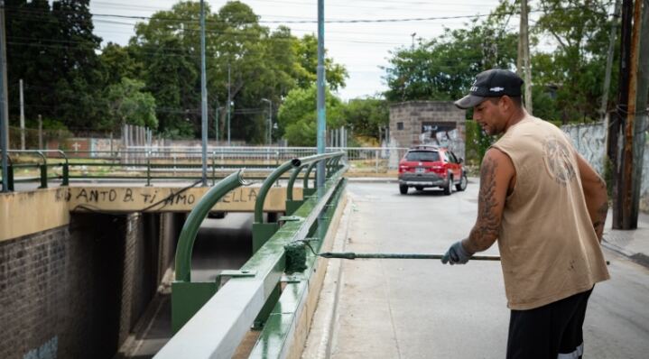 Berazategui: Continúa la puesta en valor del paso bajo nivel de Avenida Italia