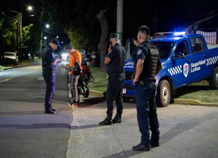 Lomas de Zamora: Se realizó un operativo de seguridad y control vehicular en San José