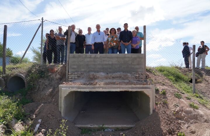 La Plata: Alak inauguró la primera etapa de una obra hidráulica clave en Villa Garibaldi