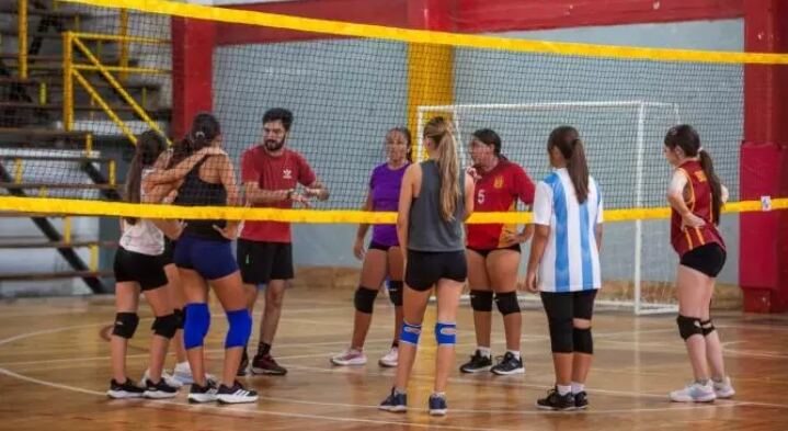 Mar del Plata: Convocan a clubes y espacios culturales para formar parte del Programa Centros de Familia