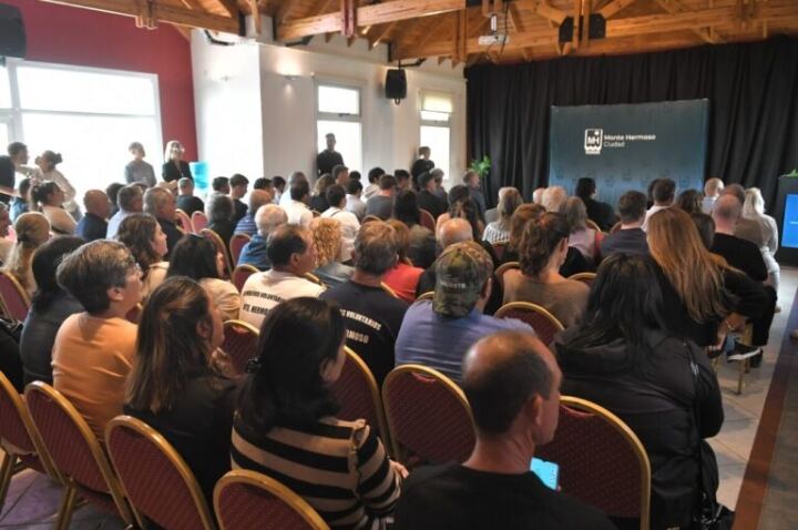 Monte Hermoso: Se entregaron subsidios a diversas instituciones