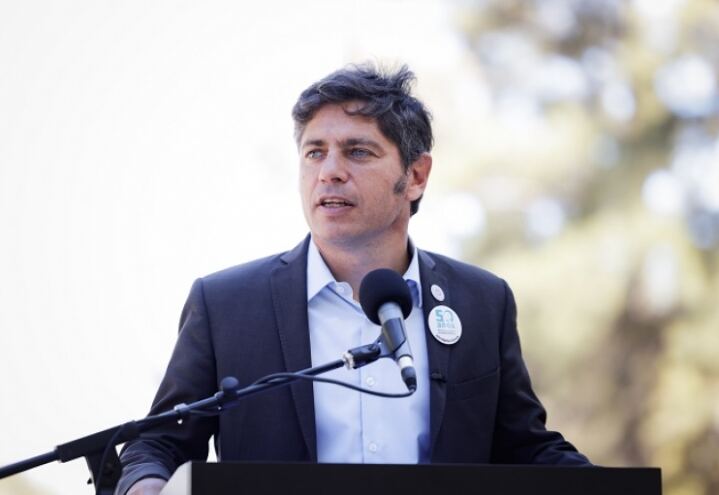 Kicillof inauguró la nueva red de distribución de agua potable en la Isla Martín García
