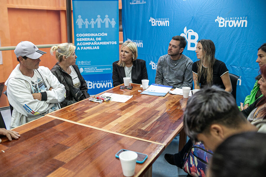 Almirante Brown: El Municipio profundiza el acompañamiento a familias en situación de vulnerabilidad