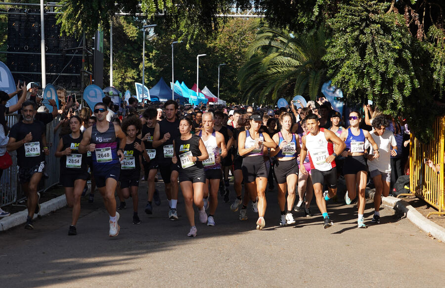 La Plata: Más de 8 mil personas participaron de la maratón para ayudar al Hospital de Niños