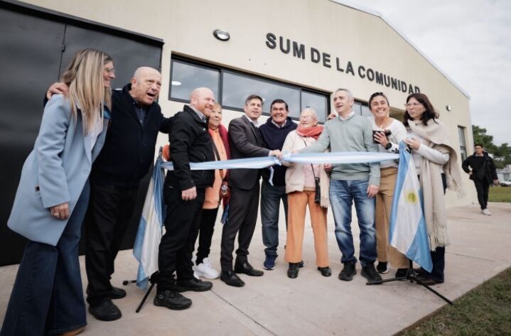 Mar Chiquita: Kicillof y Larroque inauguraron dos nuevos SUM de la Comunidad