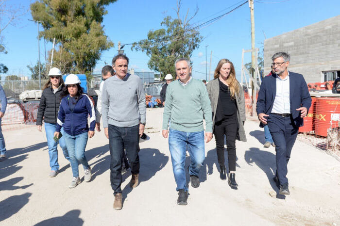 La Plata: Larroque supervisó obras del Complejo Abasto del OPNyA junto a Katopodis y Vila
