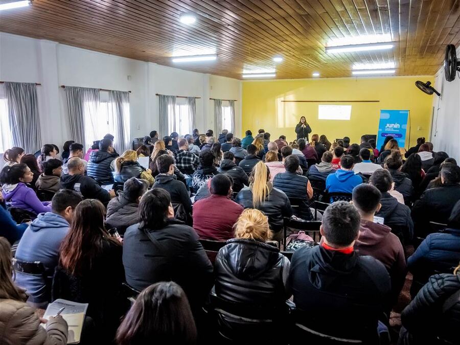 Junín: Más de 100 vecinos recibieron la capacitación sobre buenas prácticas de manipulación de alimentos