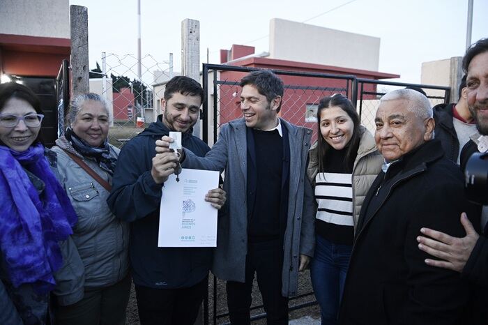 San Pedro: Kicillof entregó viviendas a familias de la ciudad