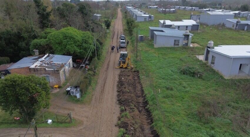 Madariaga: Santoro supervisó los trabajos en las inmediaciones de las 70 viviendas