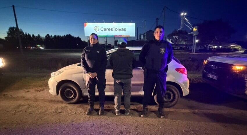Madariaga: Recuperan en Ruta 74 un vehículo con pedido de secuestro por robo agravado