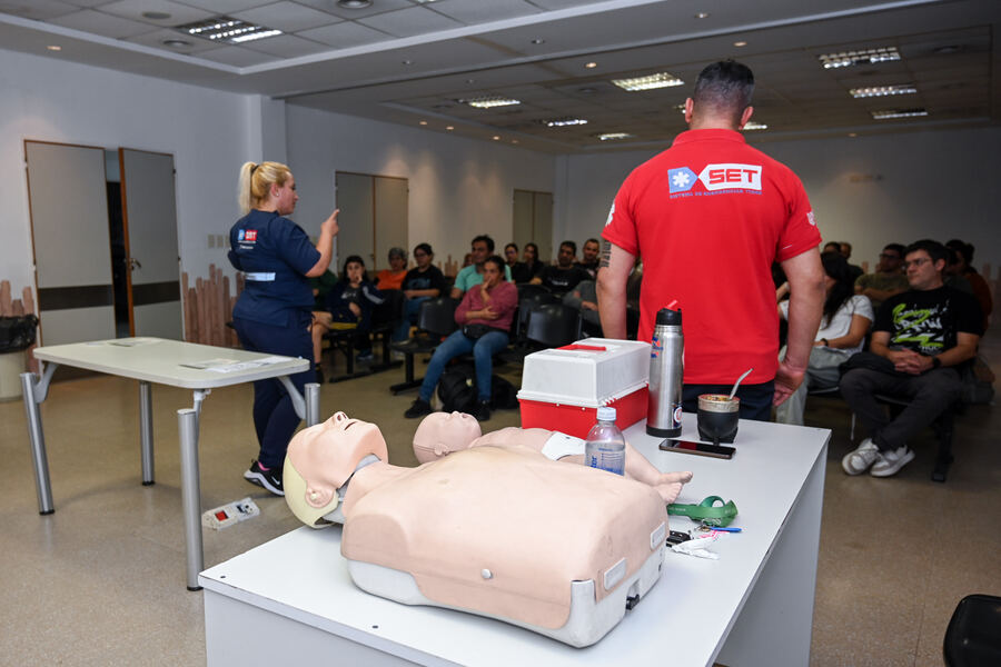 Tigre: Se realizó un curso de Primeros Auxilios en el Hospital Materno Infantil
