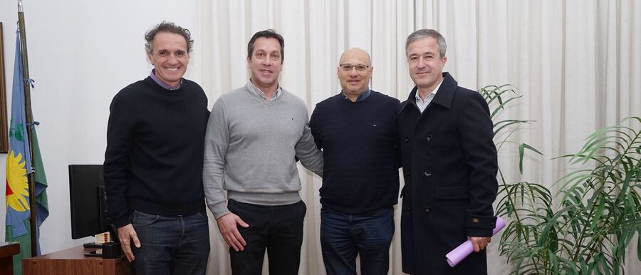 INTENDENTES DE NECOCHEA, BALCARCE Y LOBERÍA JUNTO AL MINISTRO GABRIEL KATOPODIS