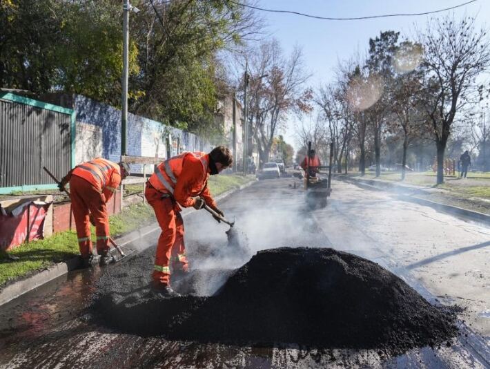 Lomas de Zamora: Finalizaron las mejoras sobre Caaguazú y avanzan nuevas obras de bacheo