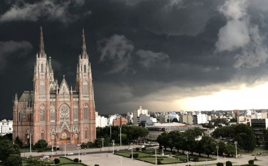 La Plata: Nivel de alerta 'amarillo' por tormentas en la región