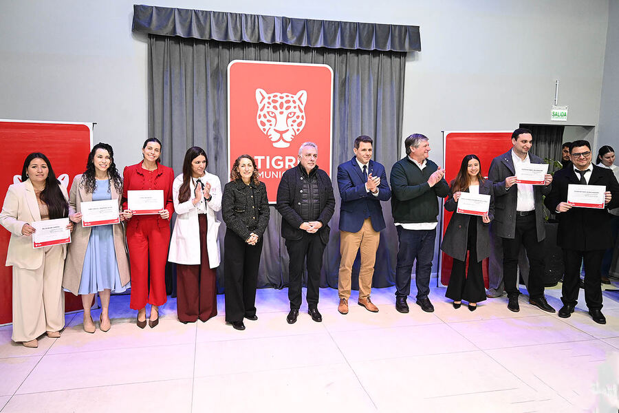 Tigre: Se realizó la entrega de diplomas a nuevos egresados del sistema de salud pública local