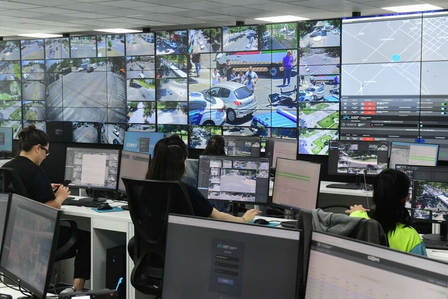 La Plata: La Comuna amplía su sistema de videovigilancia con 1.300 nuevas cámaras