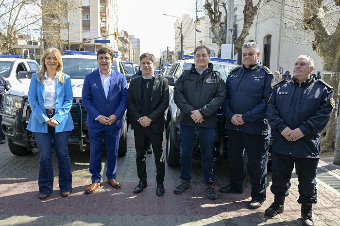 La Matanza: Kicillof entregó 40 patrulleros y 10 motos para fortalecer la seguridad
