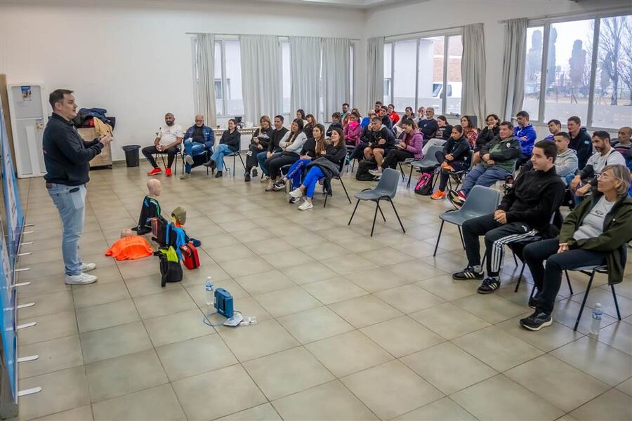Junín: Acercan herramientas de RCP a grupos de running para fortalecer la prevención