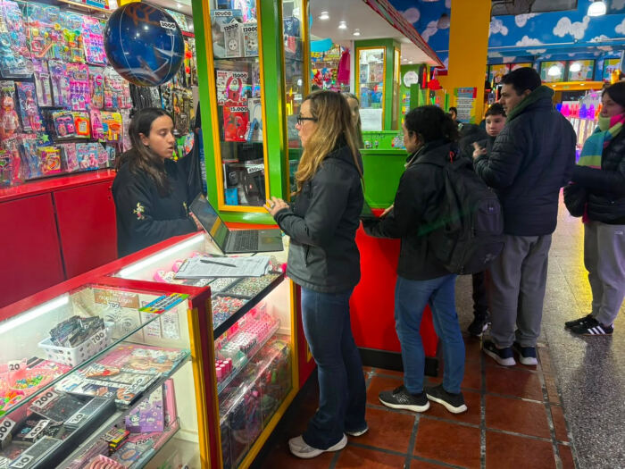 La Provincia fiscalizó condiciones laborales en cines y salones de juego