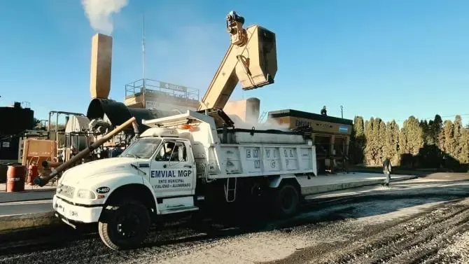 Mar del Plata: El Municipio innova en su Planta de Asfalto para producir material en frío y reducir un 30% los costos