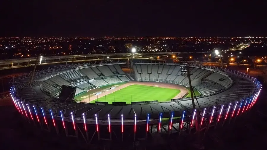 Ya hay sede para la superfinal entre Estudiantes y River