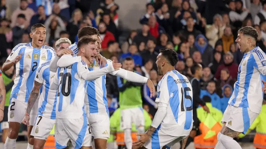 Con la vuelta de Messi y sin el Dibu Martínez, Argentina visita a Venezuela
