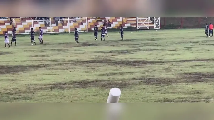 Tragedia en Perú: cayó un rayo en pleno partido y murió un jugador